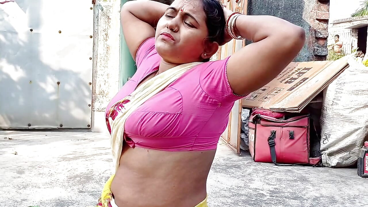 Jija Ne Apni Sali Ko Jangal Me Le Jaa Kar Choda