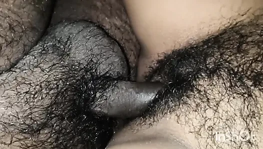 Kakak ipar india yang haus kontol lagi asik ngentot kontol