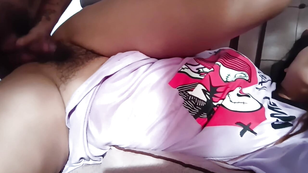 College sister-in-law arrives and is ready to fuck