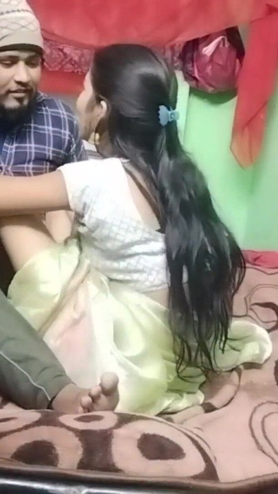 First time winter season bhabhi cheating when her husband not home | Clip 1