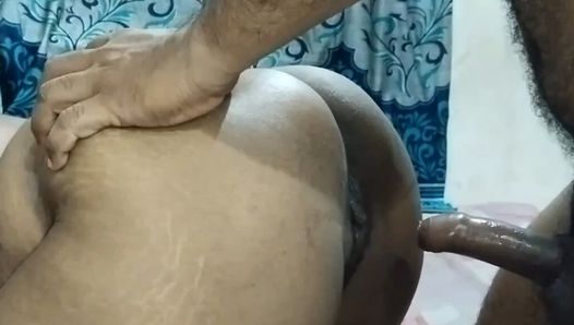 Sappig poesje neuken door harde pik hete seksvideo van een stel
