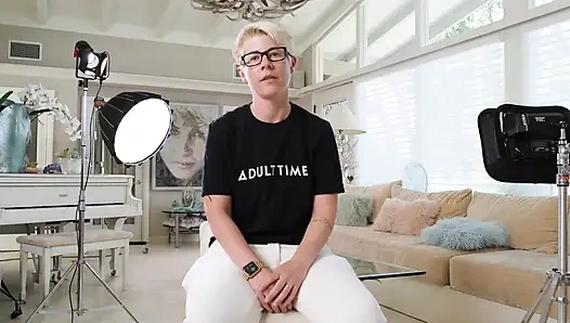 Yetişkin Zaman Setinde Ne Bekliriyor | Adult Time Performer Center