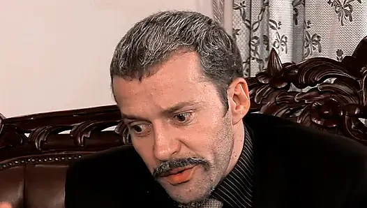 Prag'da sert azgın sikiş:Çek fahişe büyük bir yarakla sikiliyor