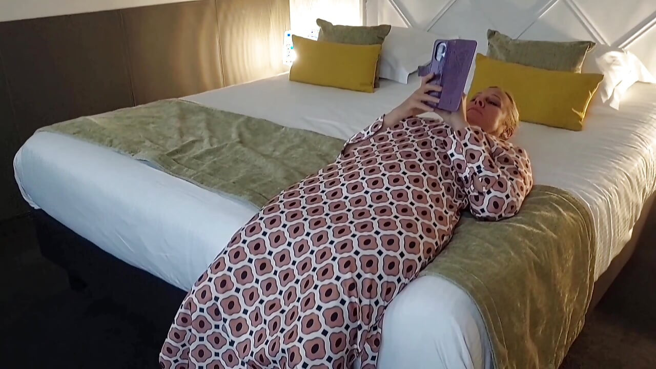 Sexy Blonde Amateur Wife Enjoys