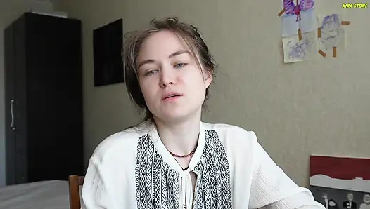 Apakah penisnya besar atau kecil? Berapa ukuran Keira Stone? Mengapa penis begitu besar?