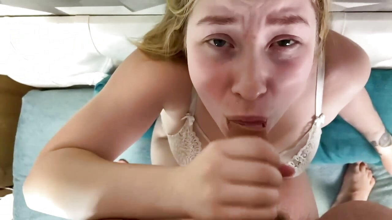 Jak seks sperma na mom dupetu