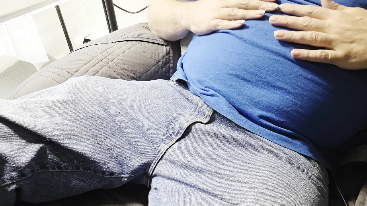 饥渴和独自在家