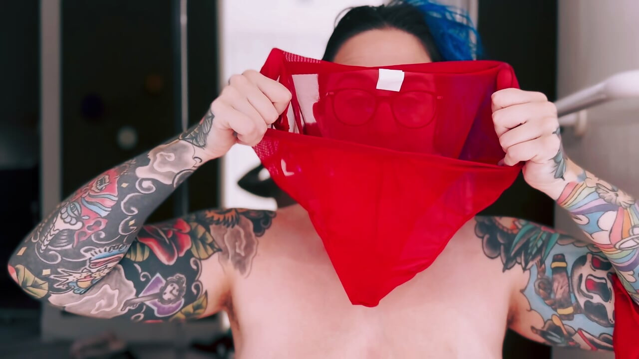 Curvy British MILF Tries On Sexy SHEIN Lingerie Tattooed & Busty PART TWO