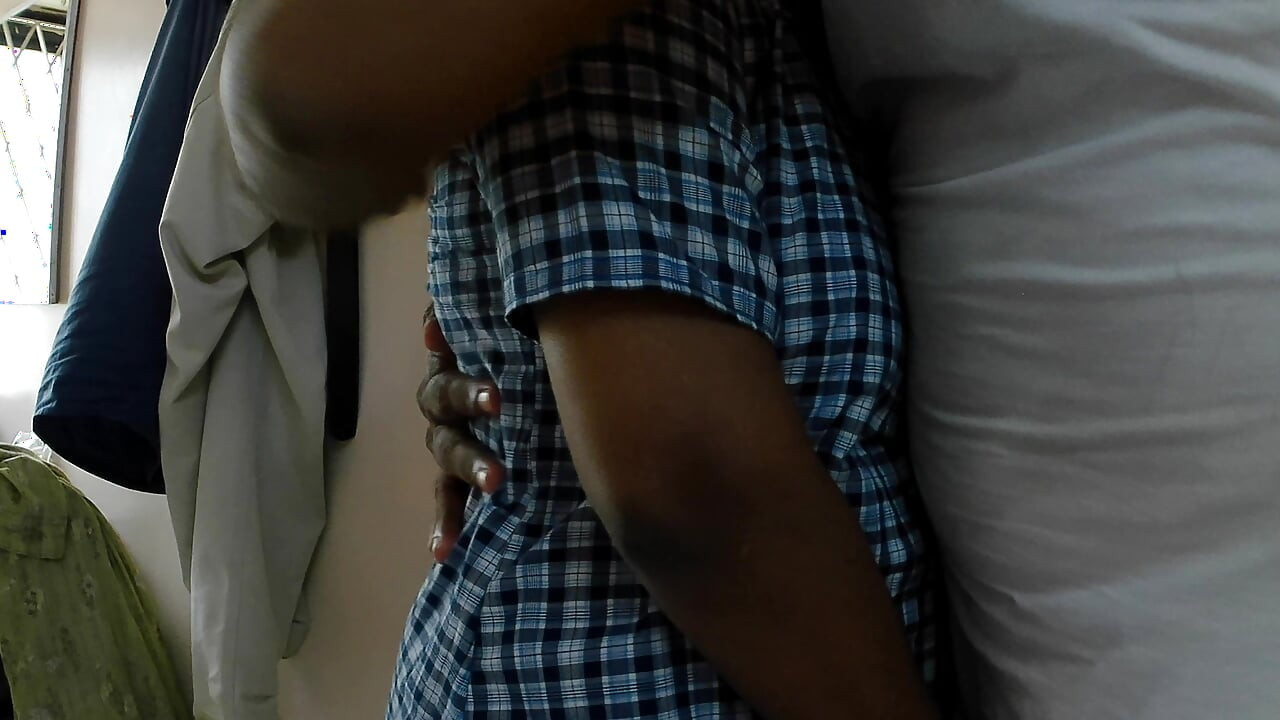 Tamil očuh sa učenikom