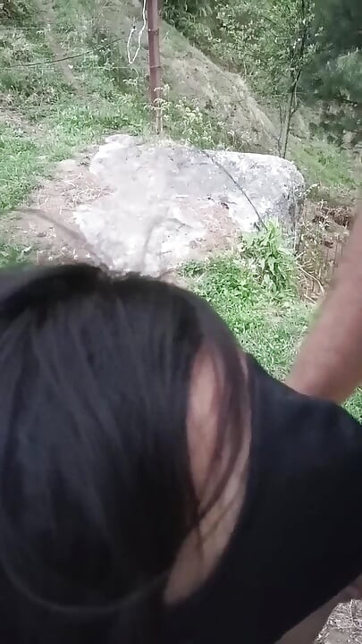 Parte 2 - india al aire libre con una chica extraña en la jungla