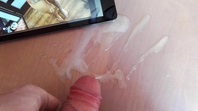 Cumshot on my friend girlfrend photo
