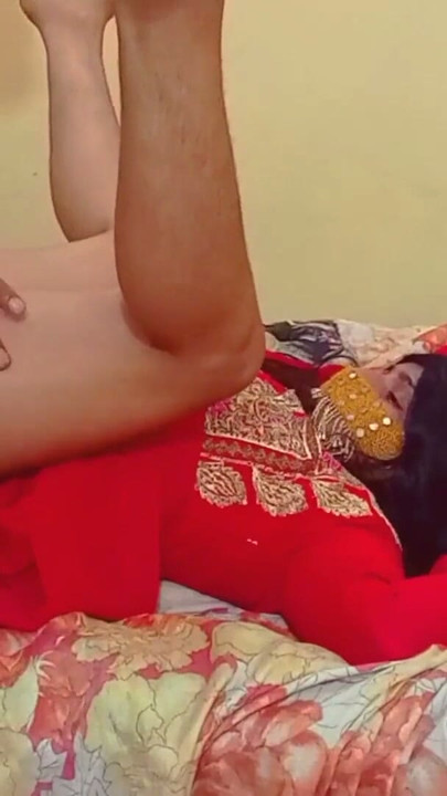 Suhagraat wali chudai wedding night romance, Newly Married Couple Have anal Sex in Hindi, desi Indian wife ass fucking | Clip 1