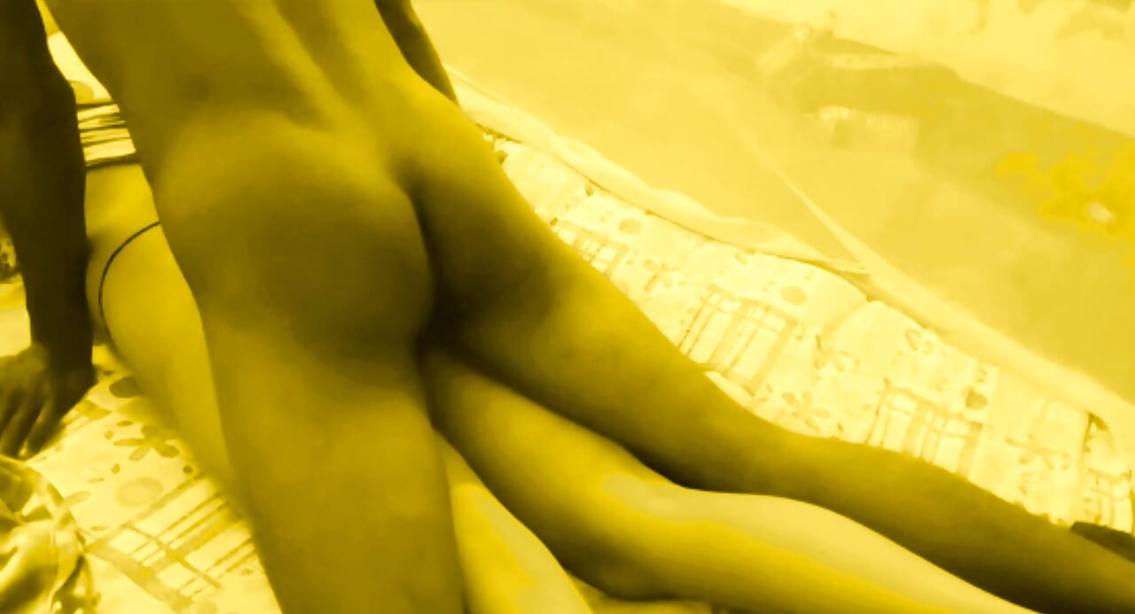 Pequeño ángel travieso desi bhabi folla caliente coño por su polla debor en ella