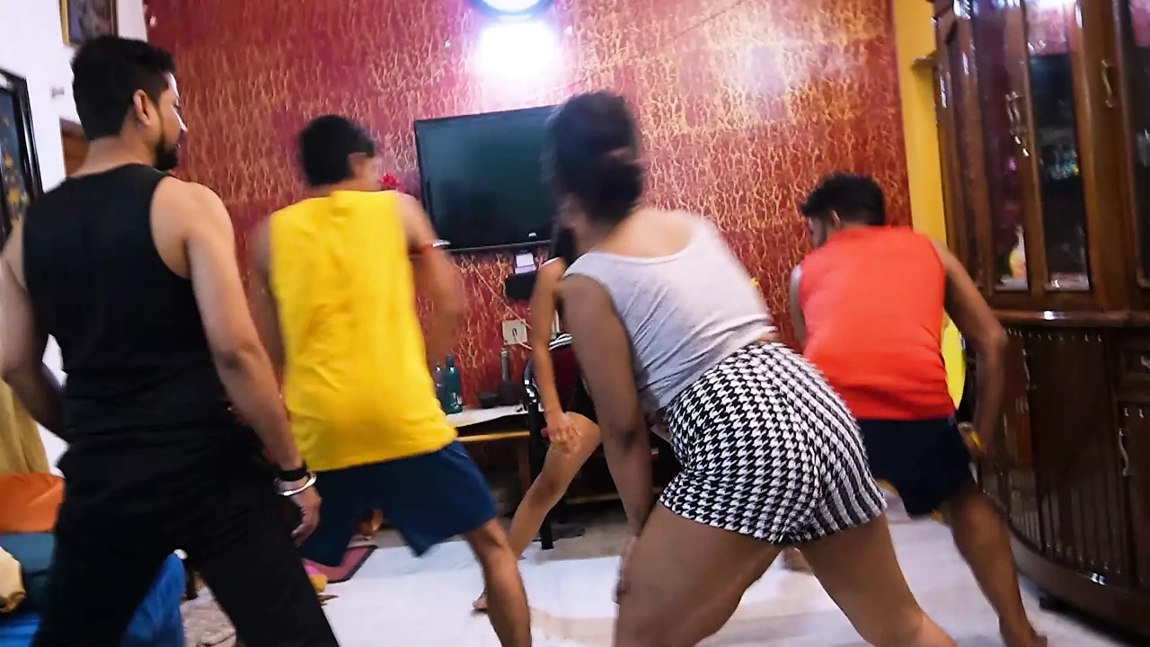 晨间瑜伽练习 - 师生互相啪，重口味群交