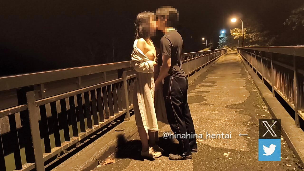 [Outdoor exposure] Exposed next to a car passing by! Embarrassing 💦 Japan/Japanese/Outdoor/Shaved/Loli/Kinky /hentai/asia/shaved