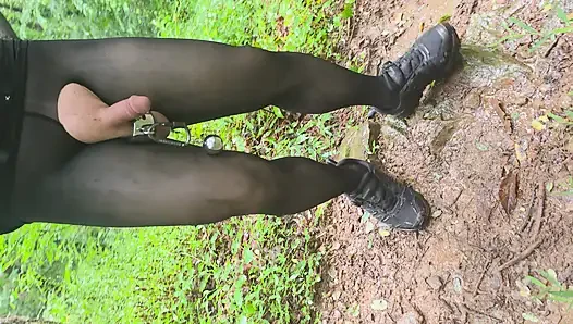 Külotlu çoraplı sidik deliği herkesin içinde