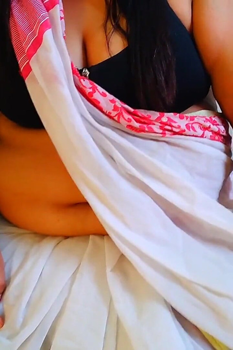 Desi Hot Stepmom Fucked by Stranger - MILF Big Ass & Big Boobs, huge Anal Fuck & Cum Behind