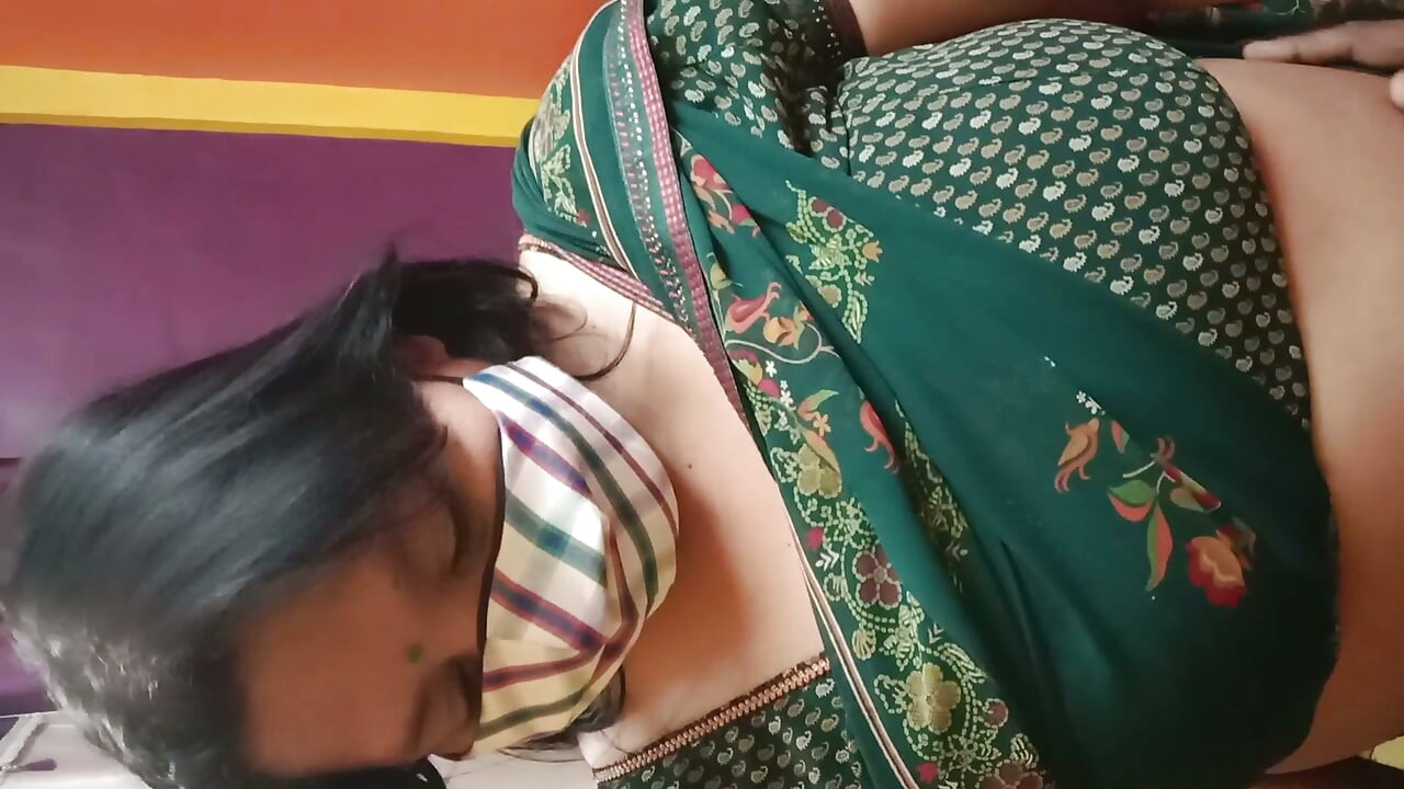 BUR FAT GAYA LAND GHUSH GAYA CHUT ME HOT BHABHI