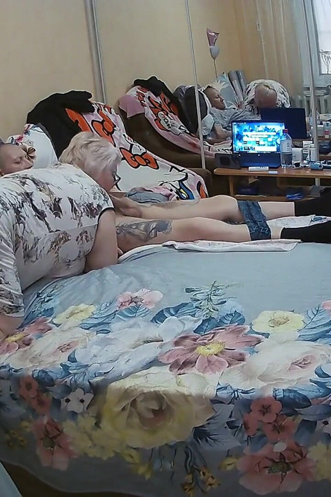 Stepmom with Glasses Sucks My Dick to Cum