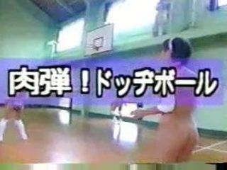 Naken japansk dodge ball 1