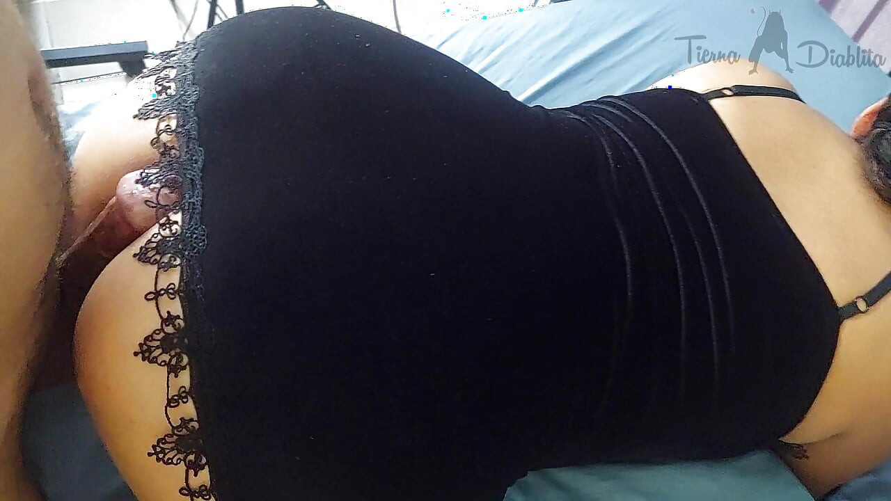 I Challenged My Friend's Boyfriend to Rub His Cock Against My Pussy and Ass Without Penetrating Me, and He Almost Lost
