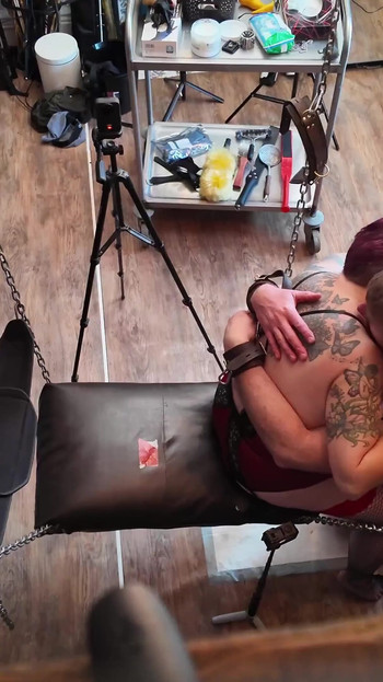 Padrona izar e lattice bubble nel dungeon parte 7 | Clip 1