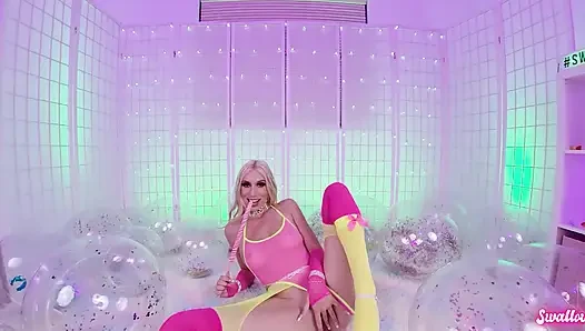 Kay lovely si gadis barbie yang hot lagi asik masturbasi dan nyepong kontol