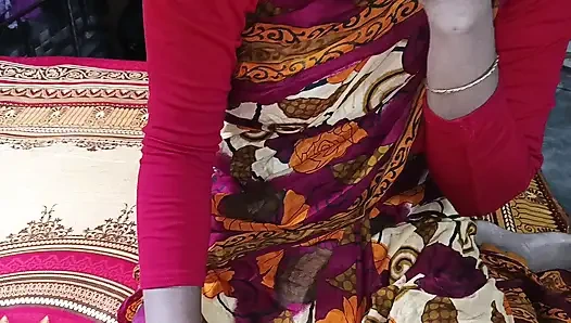 Бангладешская деревенская бедная горничная наслаждается с хозяином дома, ясный грязный звук