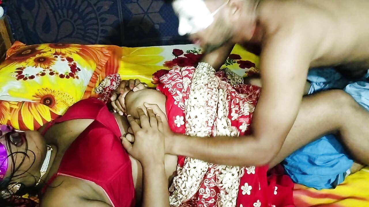 desi vhabi hard fucking and Dirty talking with her boyfriend.