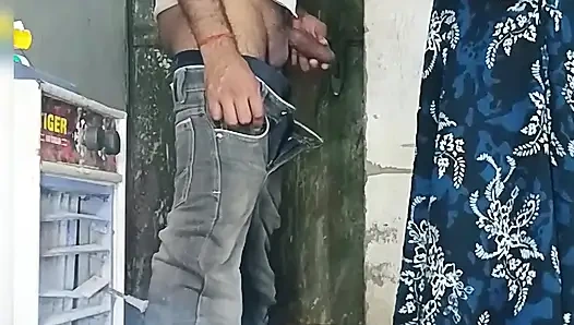 Трах киски задницей, член, сосание киски, сосание груди, сосание молока из груди и сидение на члене раком и лежа прямо на хинди аудио