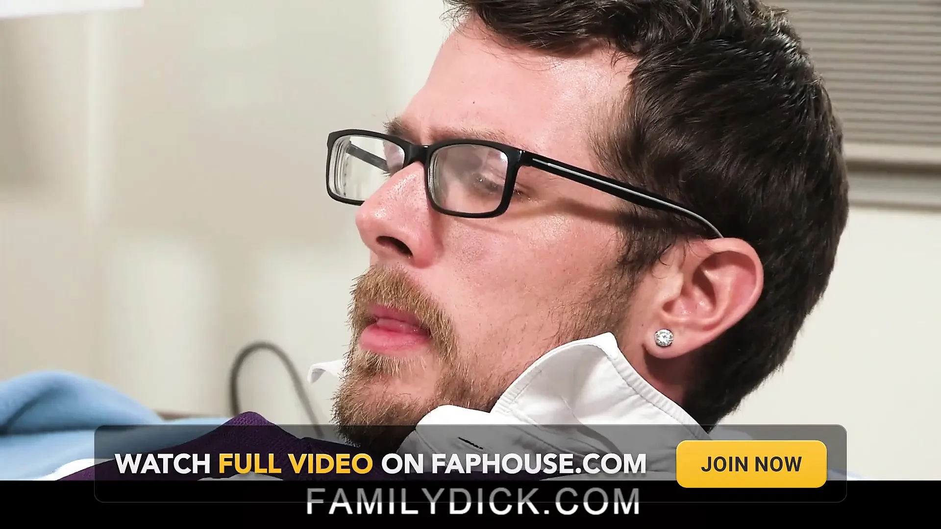 Daddy sticks his cock in stepsons mouth and ass before his meeting