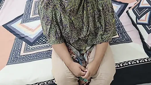 I found the master's wife alone and fucked her. Part 2