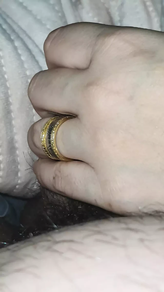 Medical student makes geography teacher's paw