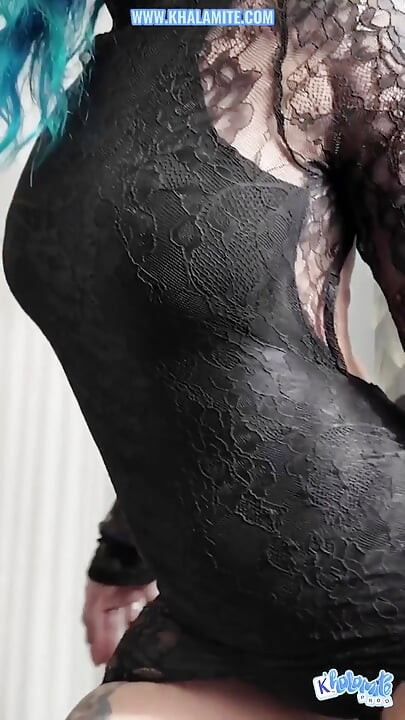 Experimentando meu novo vestido na frente de você - garota nua