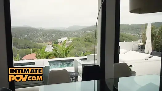 Решение проблем вчетвером с Amalia, Alexis и Karina