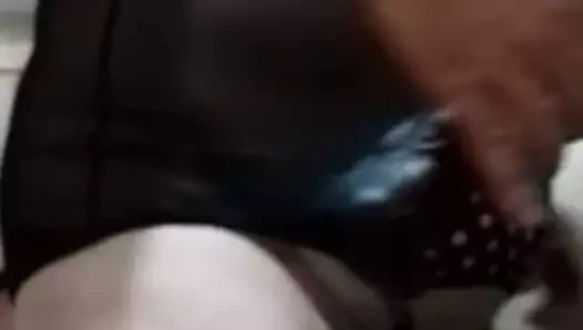 Büyük dildos ile göt deliği