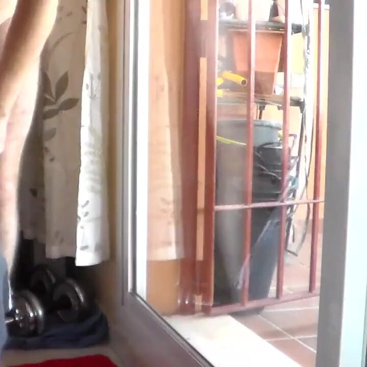 John is peeing all over the window