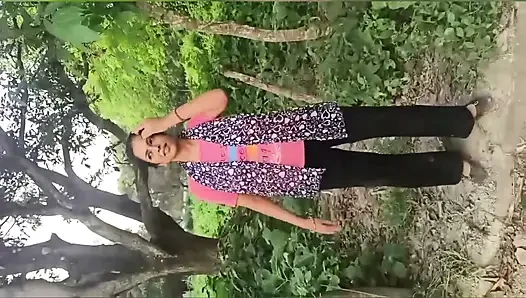 S-285. Ngentot di hutan lagi