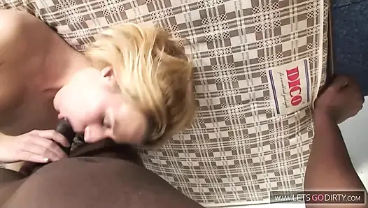 Monster BBC destorys 18-jähriger teenager