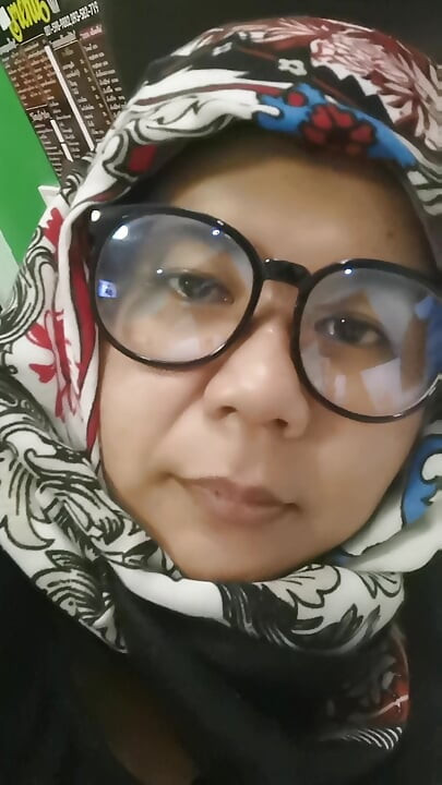 POV : Indonesia viral girl in her room