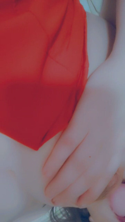 Just a girl who loves sucking on herself
