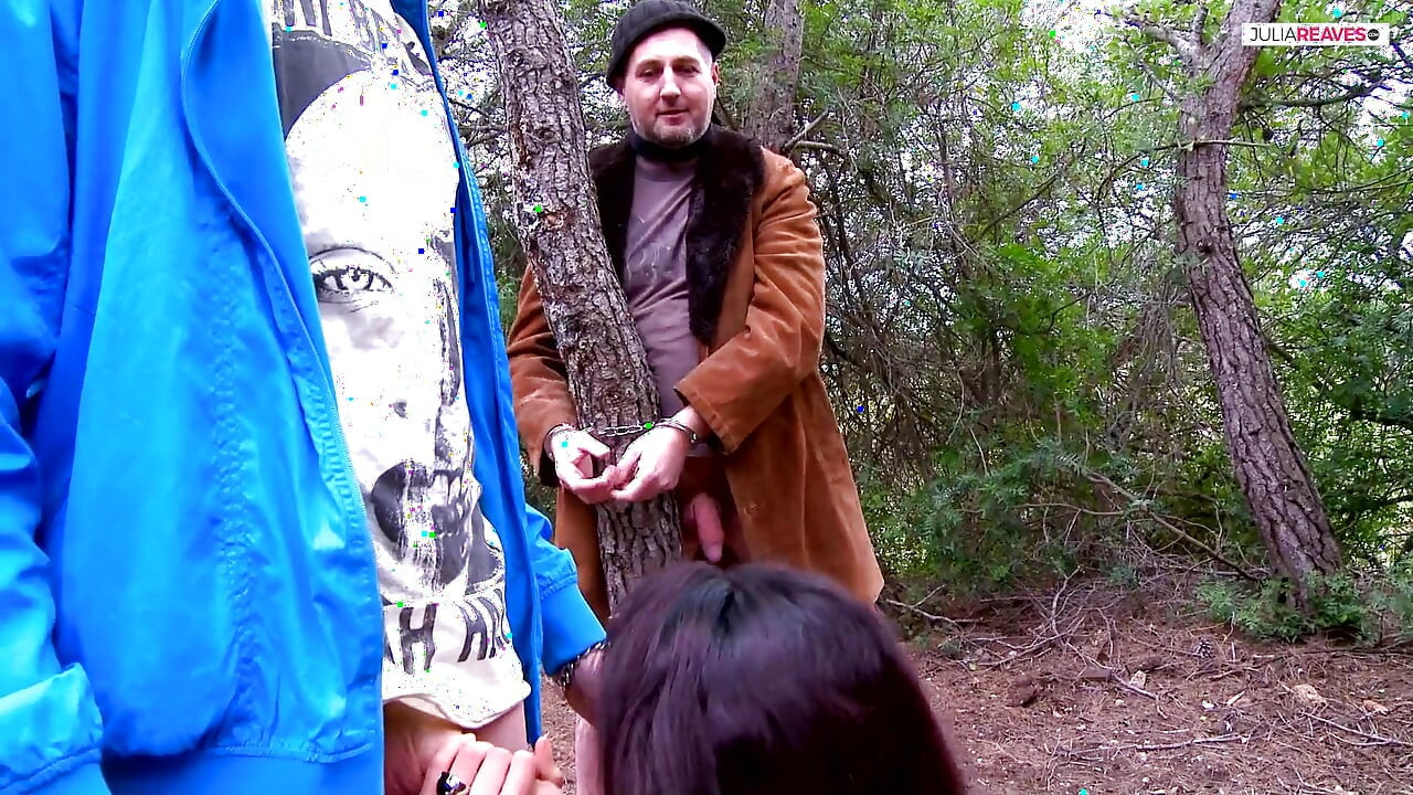 Skinny girl sucks two huge cocks then rides them hard on the ground