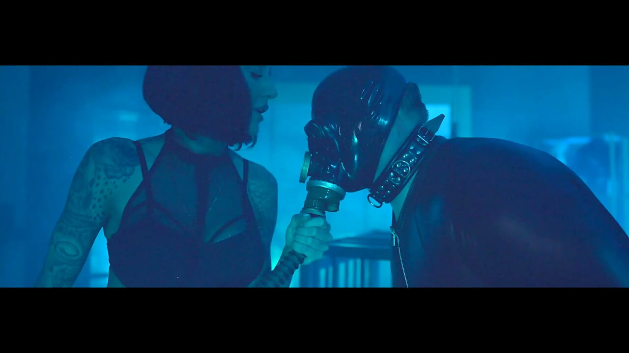 私は上司の私奴隷です!