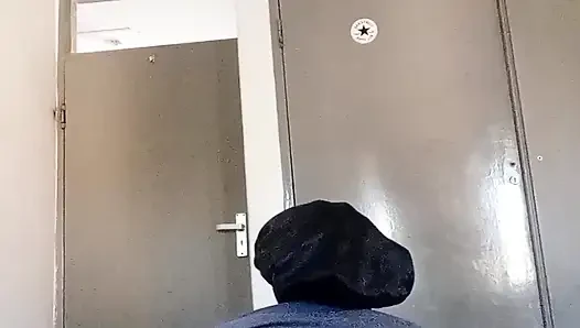 Zimbabveli bakire kız evlenmeye hazır