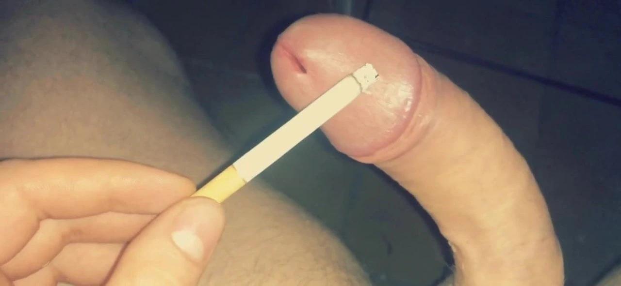 Just4youandme: rokok pada batang saya
