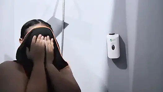 Showering at Public Gym Bathroom For My Lovely Boyfriend - Minokiiko