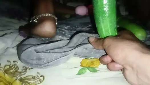 Bhabhi Ne pura khira chut me dal diya