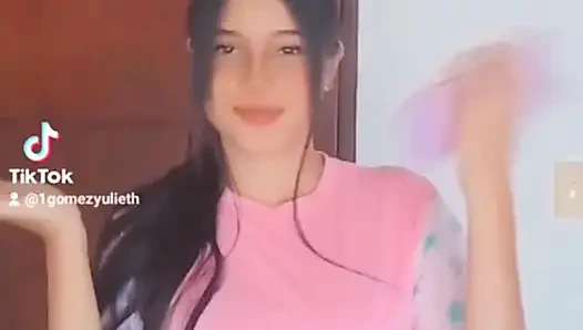 Mahasiswi tiktok kepergok sama kakek dan neneknya