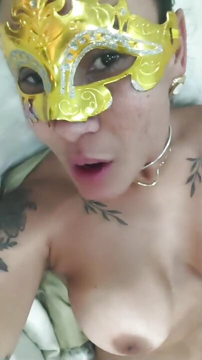 Sexy brazilská Latina Muse zkoumá zakázané touhy