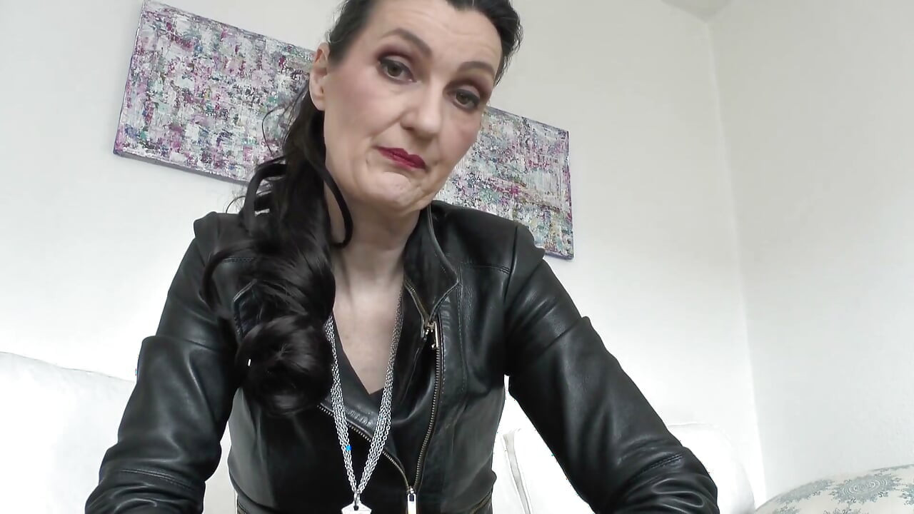 Strict Discipline: Today, Your Mistress Is Going to Work on Your Orifices! Lady Victoria Valente